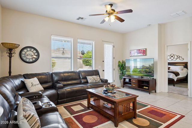 6202 E MCKELLIPS Road 107, Mesa, AZ 85215