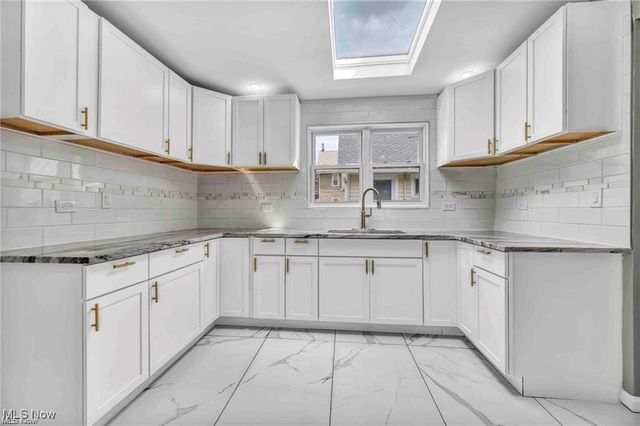 1812 Brevier Avenue, Cleveland, OH 44113