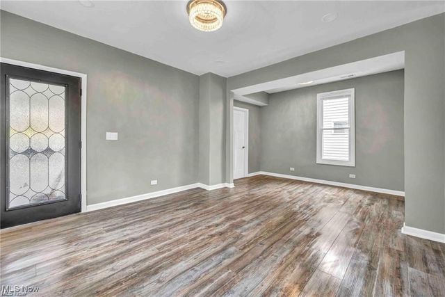 1812 Brevier Avenue, Cleveland, OH 44113