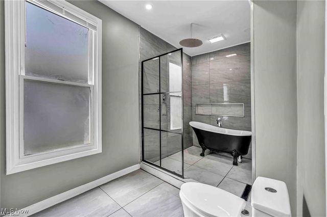 1812 Brevier Avenue, Cleveland, OH 44113