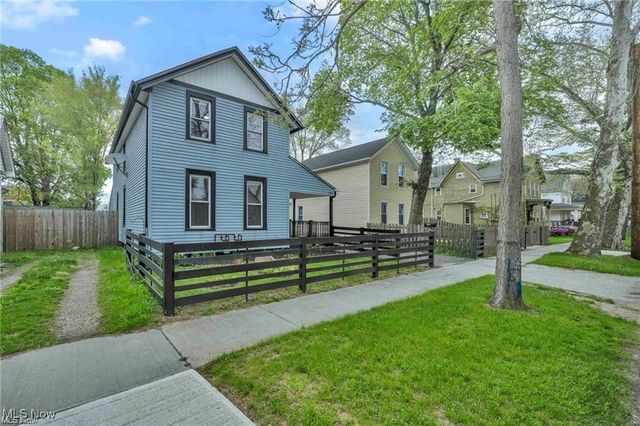 1812 Brevier Avenue, Cleveland, OH 44113