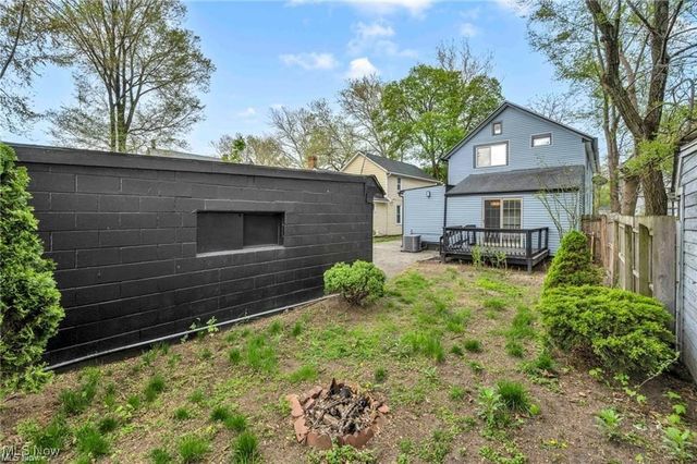 1812 Brevier Avenue, Cleveland, OH 44113