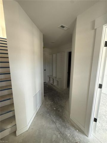 1072 Mesa LOOP, Chesapeake, VA 23320