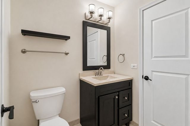 533 Deer Crossing Court, Hainesville, IL 60030