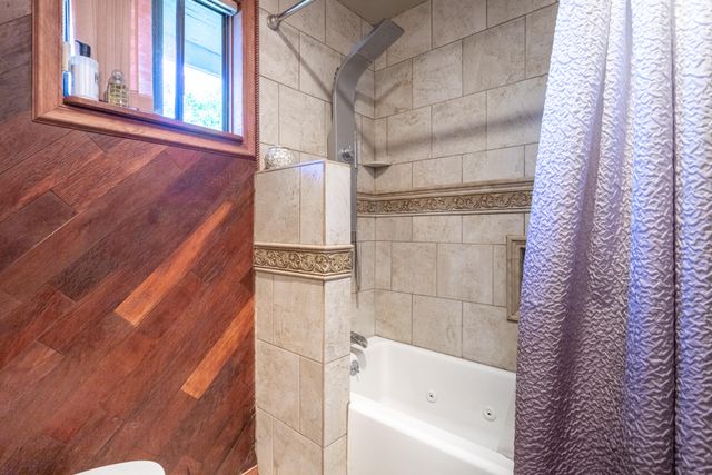 9038 Stillwater Road, Redding, CA 96002