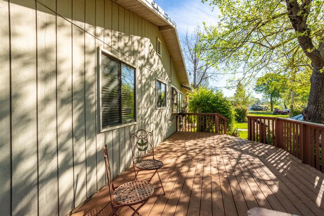 9038 Stillwater Road, Redding, CA 96002