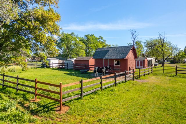 9038 Stillwater Road, Redding, CA 96002