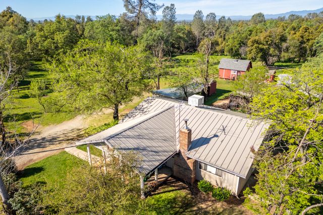 9038 Stillwater Road, Redding, CA 96002