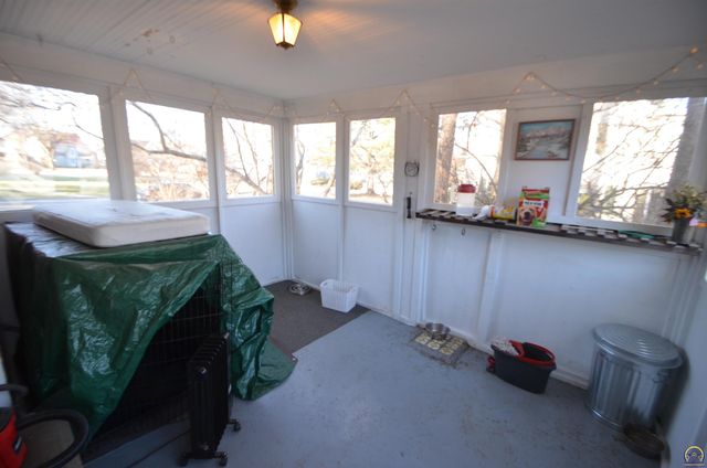 3513 SW York Way, Topeka, KS 66604