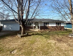 2030 Forest Drive, Carthage, MO 64836