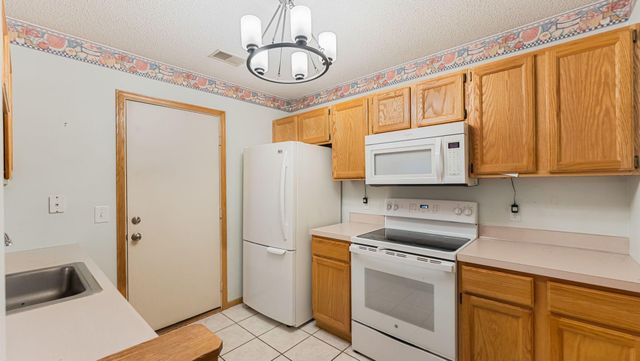 12121 Killdeer Street NW 110NW, Coon Rapids, MN 55448