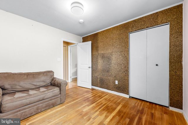 8227 BRATTLE RD, Pikesville, MD 21208