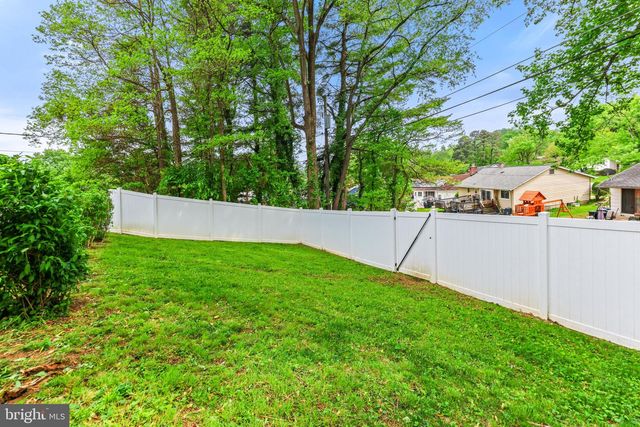 8227 BRATTLE RD, Pikesville, MD 21208