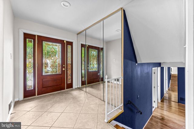 8227 BRATTLE RD, Pikesville, MD 21208