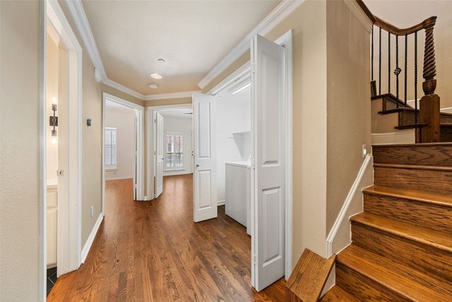 4133 Towne Green Circle, Addison, TX 75001