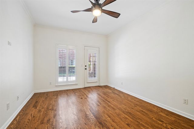4133 Towne Green Circle, Addison, TX 75001