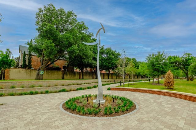 4133 Towne Green Circle, Addison, TX 75001