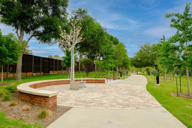 4133 Towne Green Circle, Addison, TX 75001