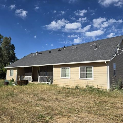 8830 Bradshaw Rd, Elk Grove, CA 95624
