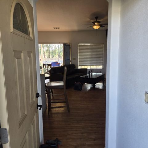 8830 Bradshaw Rd, Elk Grove, CA 95624
