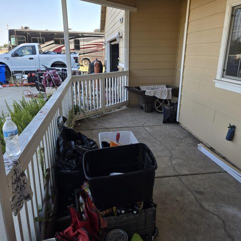 8830 Bradshaw Rd, Elk Grove, CA 95624