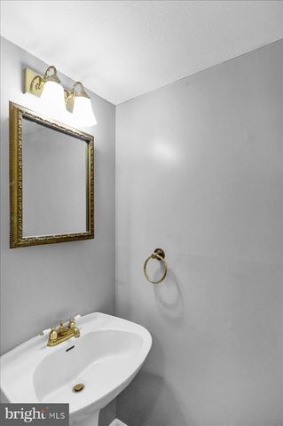 204 HIGH BLVD, Reading, PA 19607