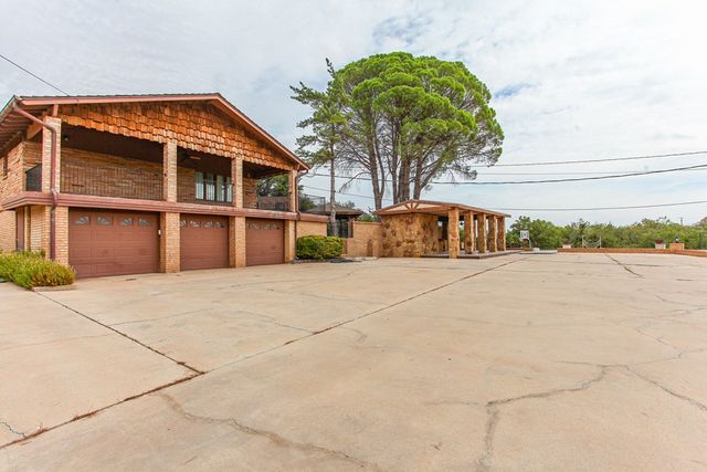 1800 Brent St, Big Spring, TX 79720