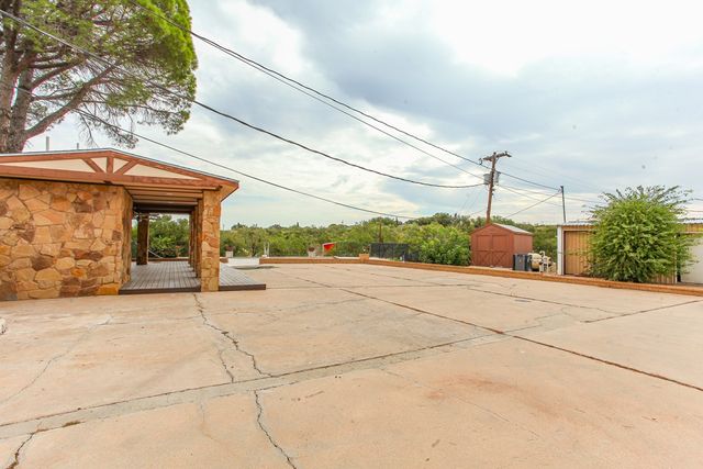 1800 Brent St, Big Spring, TX 79720