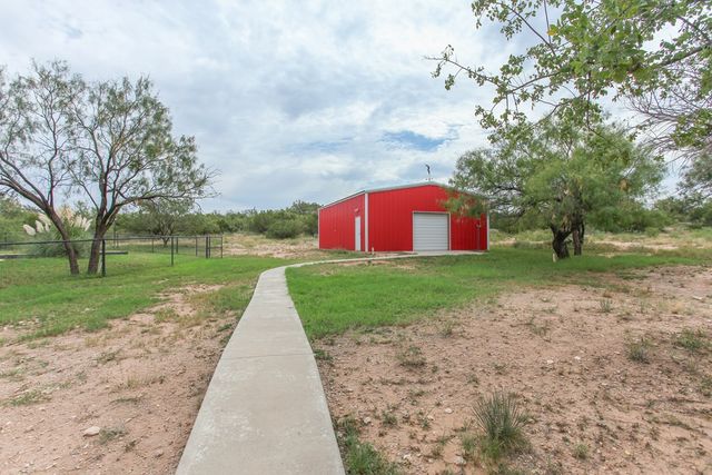 1800 Brent St, Big Spring, TX 79720