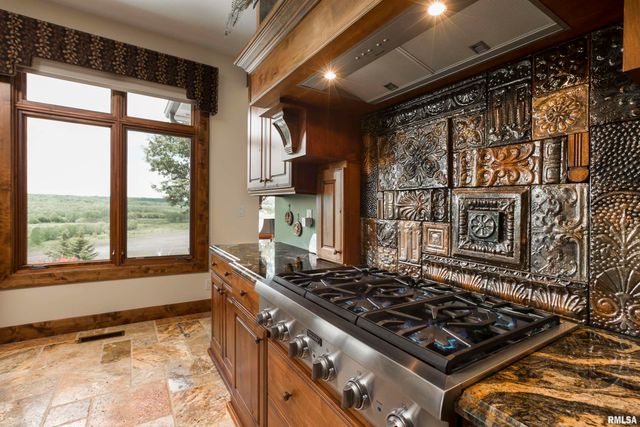 0000 E 1450 E Road, Dahinda, IL 61428