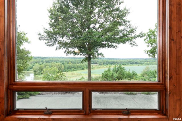 0000 E 1450 E Road, Dahinda, IL 61428