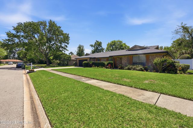 1618 SHEFFIELD Place, Orange Park, FL 32073