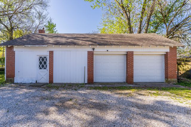 802 W Mount Vernon Street, Springfield, MO 65806