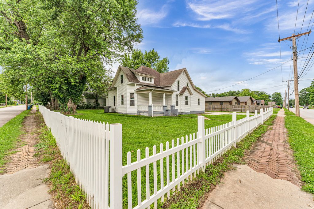 802 W Mount Vernon Street, Springfield, MO 65806