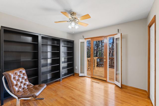 582 HILLTOP DR, Staunton, VA 24401