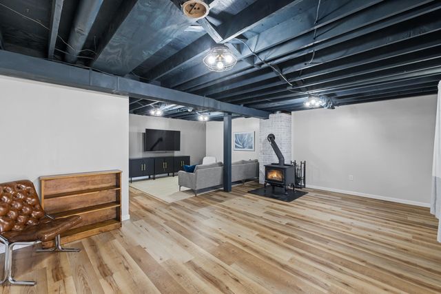 582 HILLTOP DR, Staunton, VA 24401