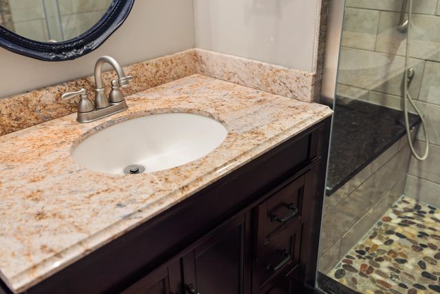 582 HILLTOP DR, Staunton, VA 24401