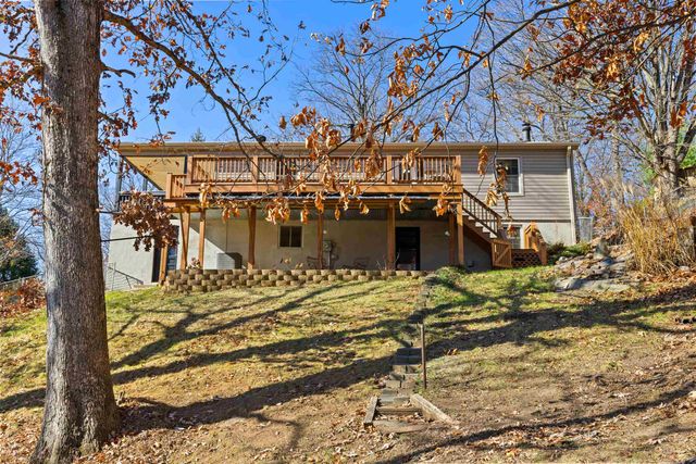 582 HILLTOP DR, Staunton, VA 24401