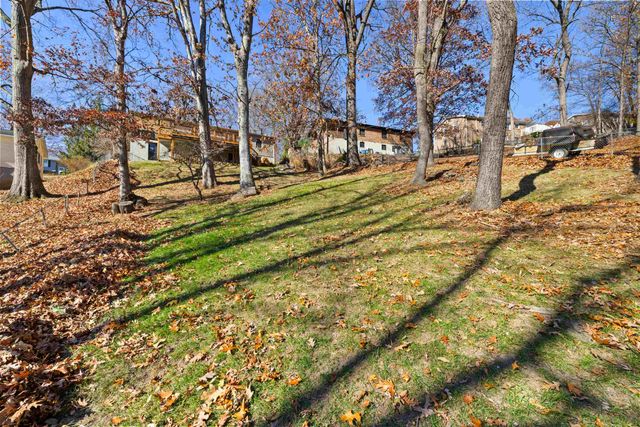 582 HILLTOP DR, Staunton, VA 24401