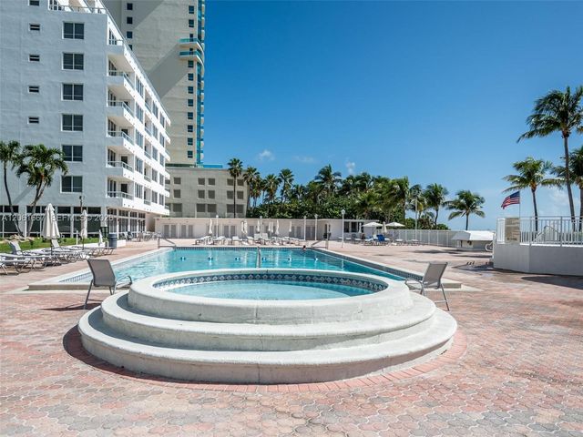 5005 Collins Avenue 1506, Miami Beach, FL 33140