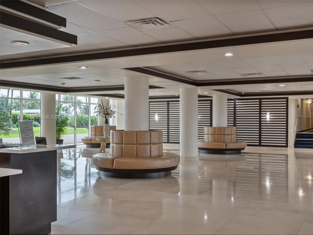 5005 Collins Avenue 1506, Miami Beach, FL 33140