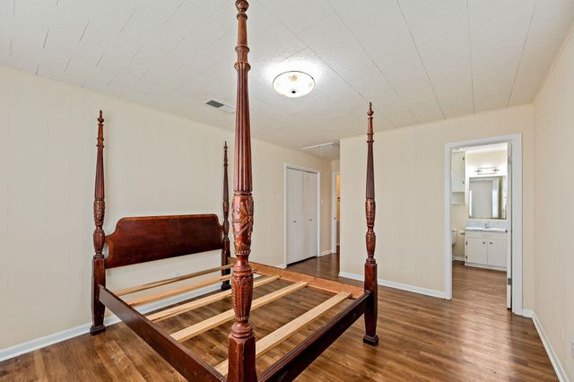 3644 W State Highway 71 Highway, La Grange, TX 78945