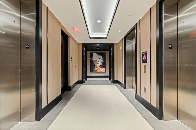 275 1ST AVENUE S 3003, St Petersburg, FL 33701