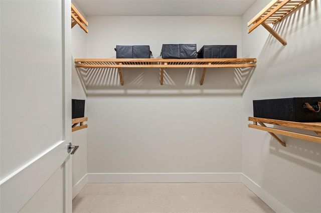 275 1ST AVENUE S 3003, St Petersburg, FL 33701