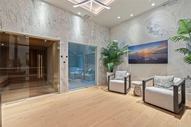 275 1ST AVENUE S 3003, St Petersburg, FL 33701