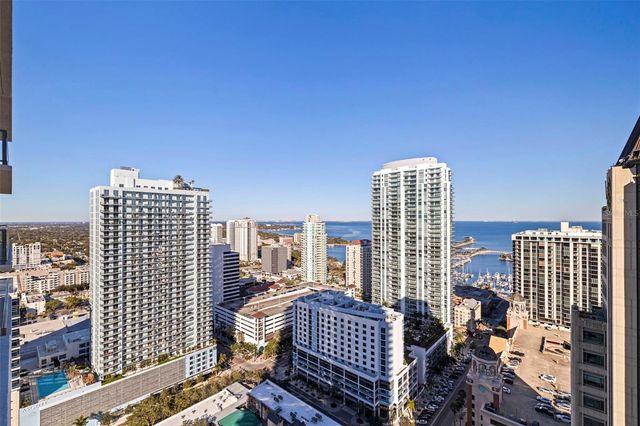 275 1ST AVENUE S 3003, St Petersburg, FL 33701