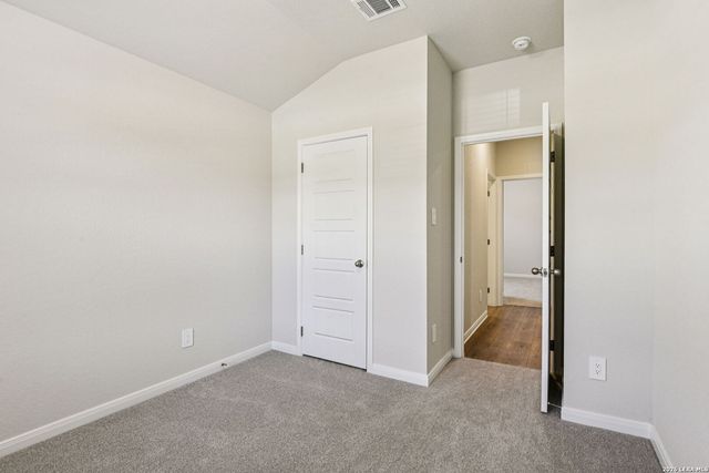 10242 King Robert, San Antonio, TX 78239