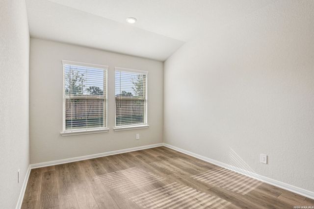 10242 King Robert, San Antonio, TX 78239