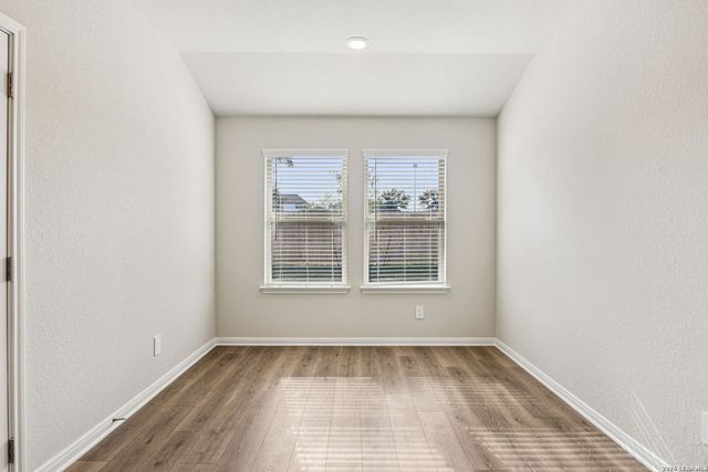 10242 King Robert, San Antonio, TX 78239