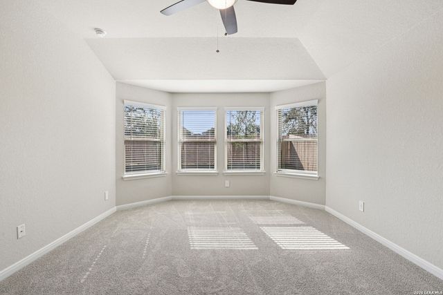 10242 King Robert, San Antonio, TX 78239